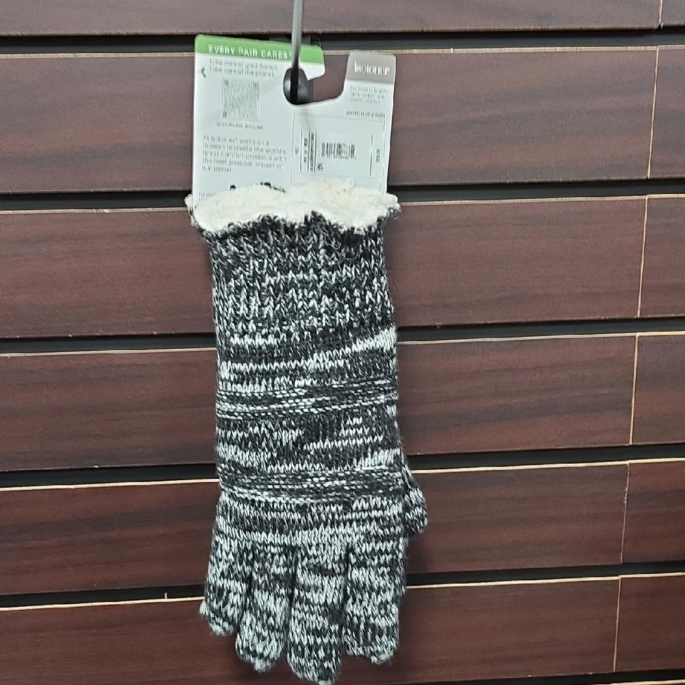 Isotoner | Adult Smartdri Knit Gloves – Black Abstract Sherpasoft Lined | OSFM